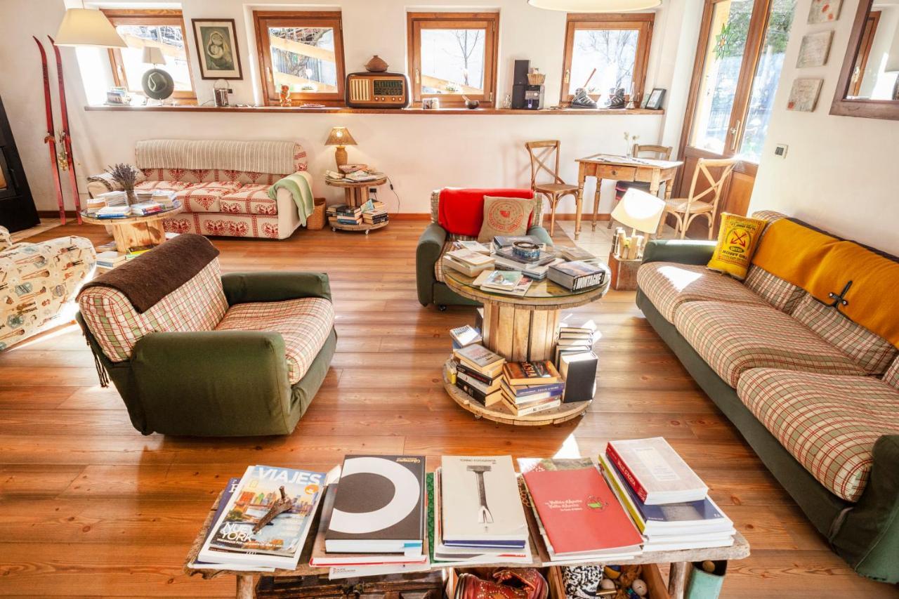 Maison Le Champ B&B Questa Casa Non E Un Albergo La Salle Kültér fotó