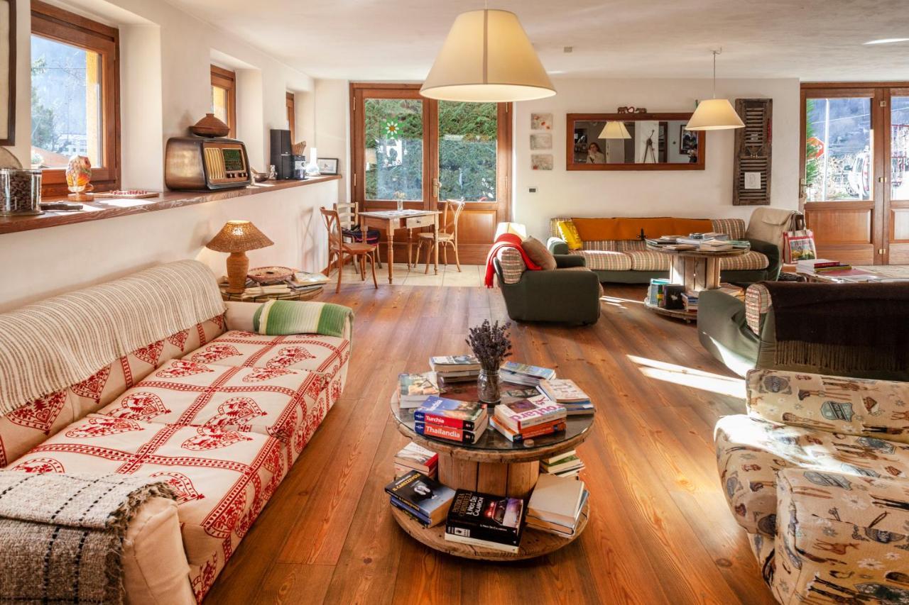 Maison Le Champ B&B Questa Casa Non E Un Albergo La Salle Kültér fotó