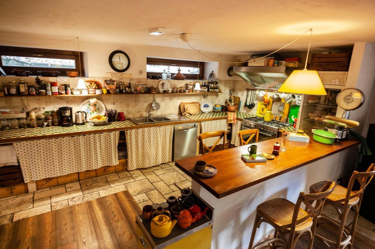 Maison Le Champ B&B Questa Casa Non E Un Albergo La Salle Kültér fotó